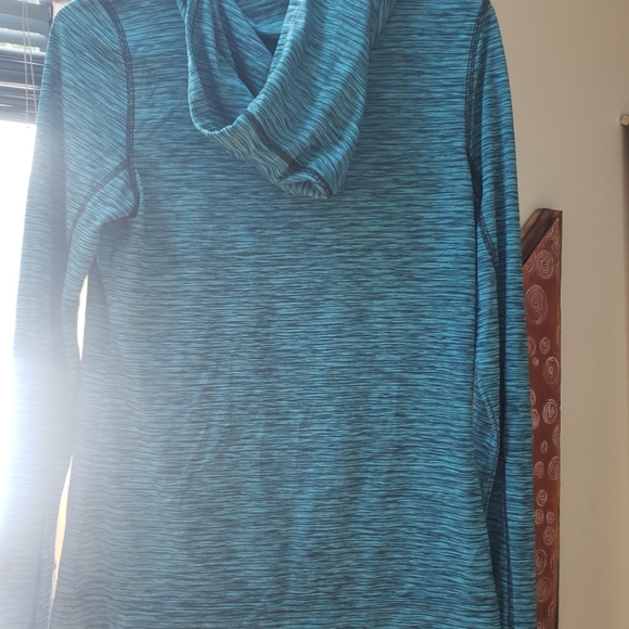 Top - Picture 3 of 3